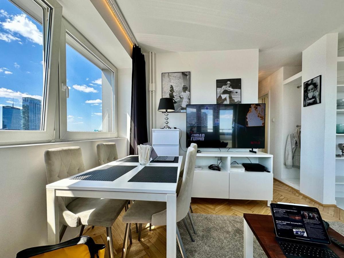 Ferienwohnung Platinum Metro X2 Wifi 350 Mbs Netflix Hbo Appletv Warschau Exterior foto